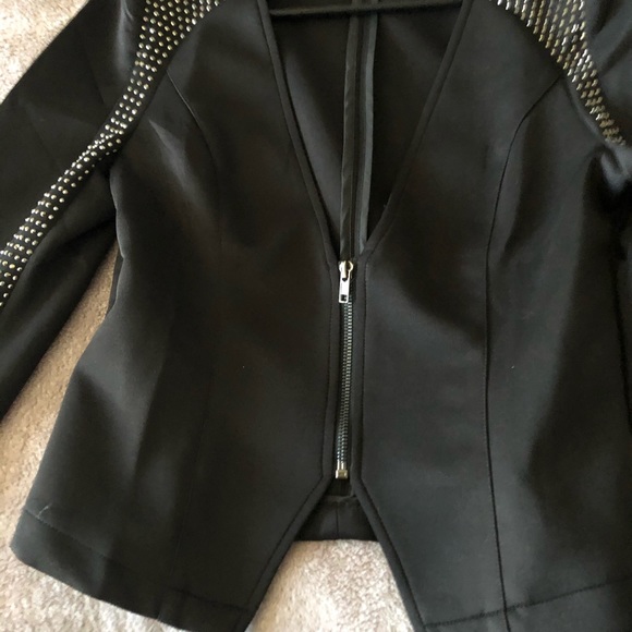 Black studded blazer. Never worn - Picture 3 of 4